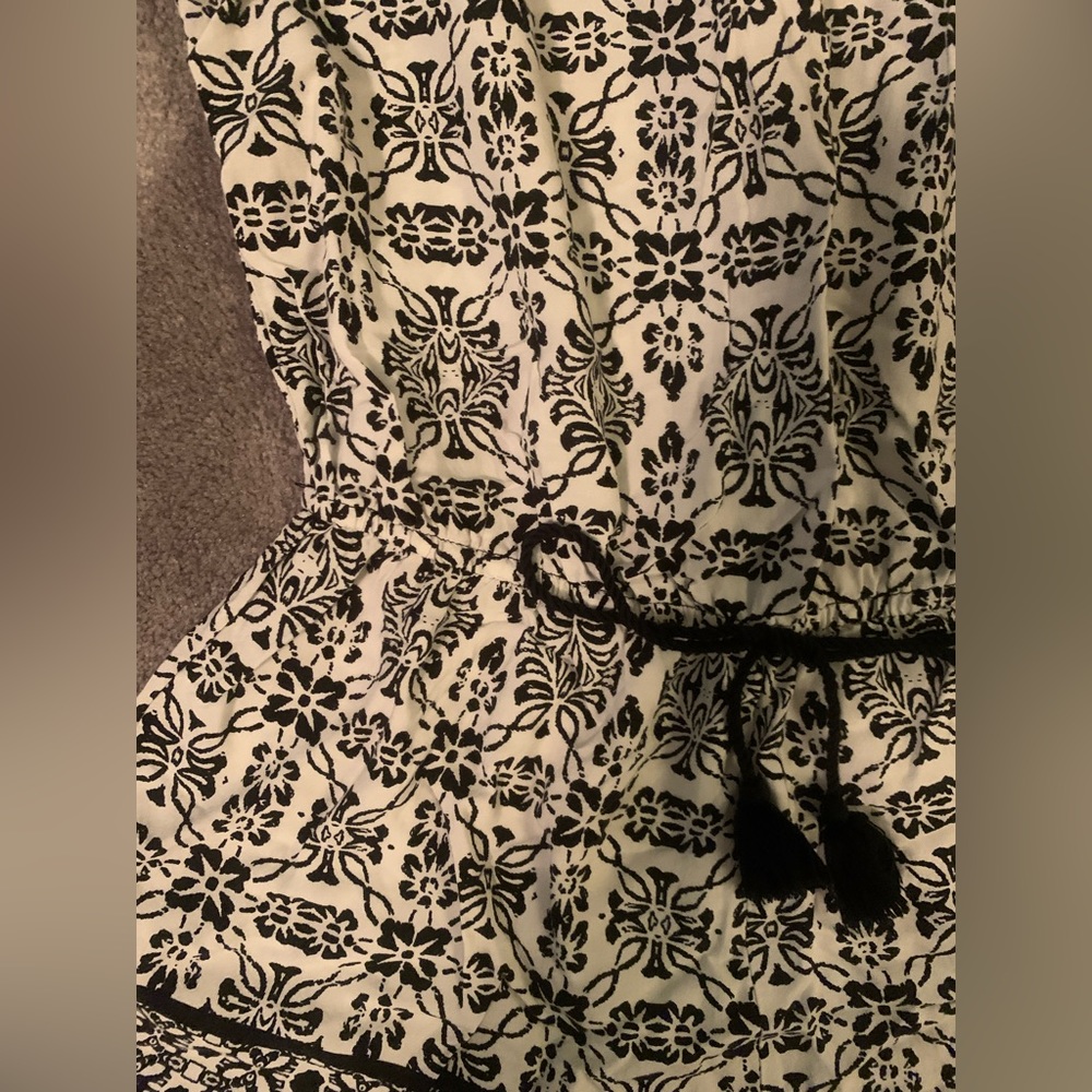 ROMPER - Picture 2 of 5